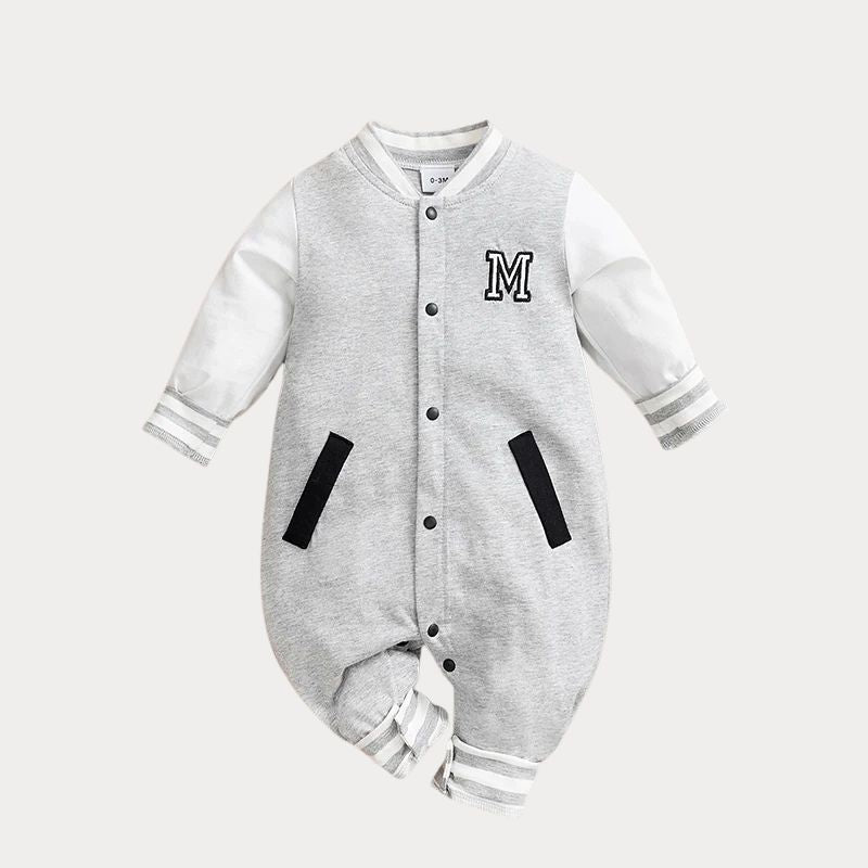 Babyoverall i bomull – Sportig look